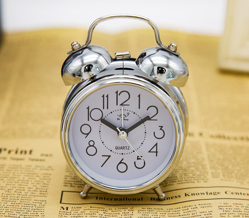 Kreative retro wecker antike Bronze- runde uhr Dual Glocke Lauter Alarm Uhr Nacht Nachtlicht Hause Dekore