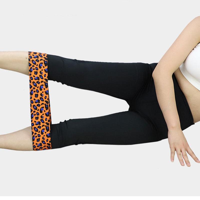 Bedrukte luipaard heupweerstandsbanden, beenoefeningen, elastisch materiaal voor fitnesstraining, yogabanden tra  p6 c 2