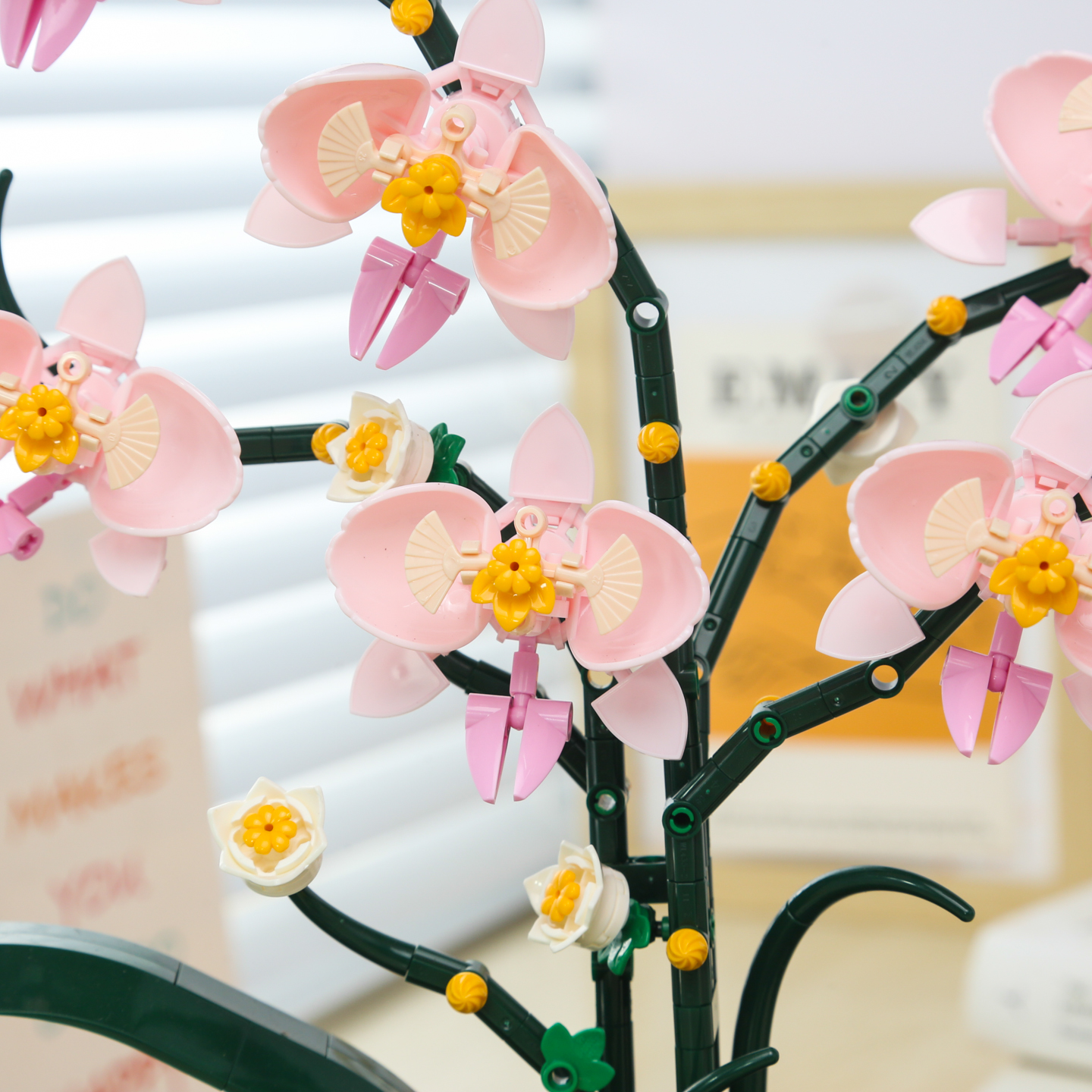 Orchideen-Baustein-Set, Künstliches Blumentopf-Set, Baustein-Set für Erwachsene, DIY Modell eines künstlichen Topfpflanzen-Modells, Geeignet für Wohnzimmer- und Schlafzimmerdekoration, Dauerhaftes Blumentopf-Modell, Ideales für Blumenliebhaber und Baustein-Sammler