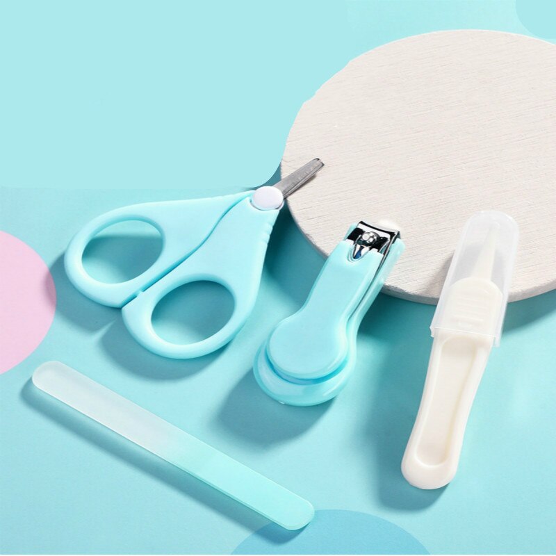 4 stk / sæt multifunktions baby sikkerhedspleje negle trimmer saks negleklippere baby pleje værktøjer med ensfarvet opbevaringsboks