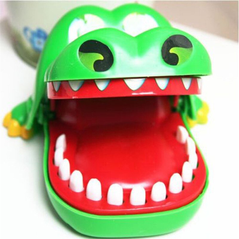 Small Size Crocodile Mouth Dentist Bite Finger Game Funny Gags Toy For Kids Play Fun 7.5cm*5.5cm