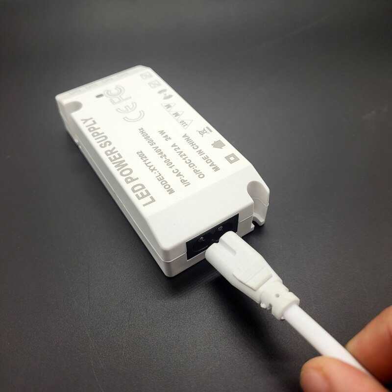 Alimentatore adattatore ca/cc 12V con uscita 6 porte 12V cc 1500mA 18W/Layout ferroviario/Layout ferrovia/Layout treno