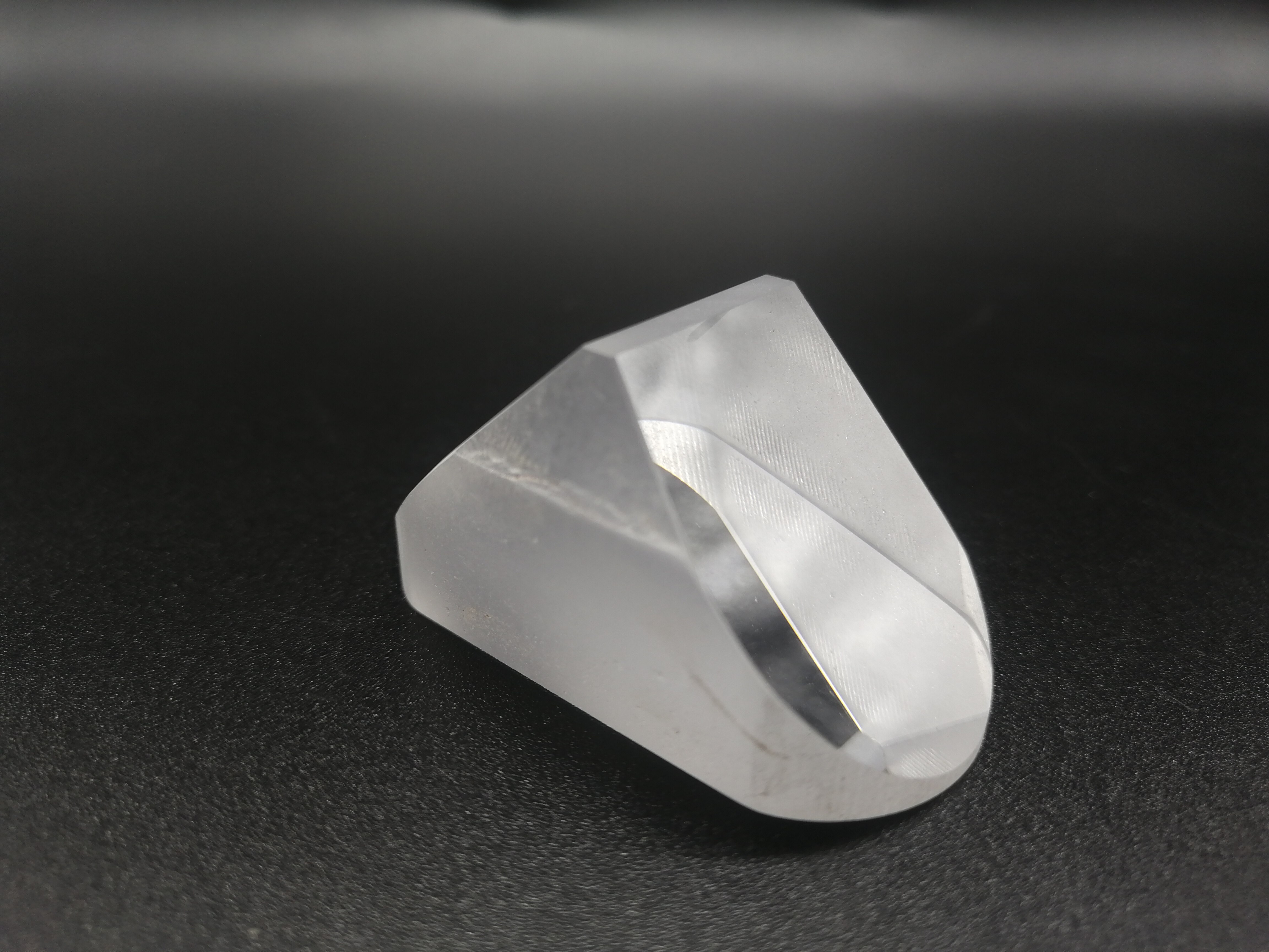 Prismas de cristal óptico N-BK7 de 44x21x22mm lente Triangular de prismas Paul