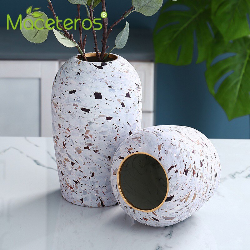 Nordisk keramisk blomsterarrangement vase terrazzo urtepotte moderne kunsthåndværk grønne planter potte hjemme havearbejde dekoration