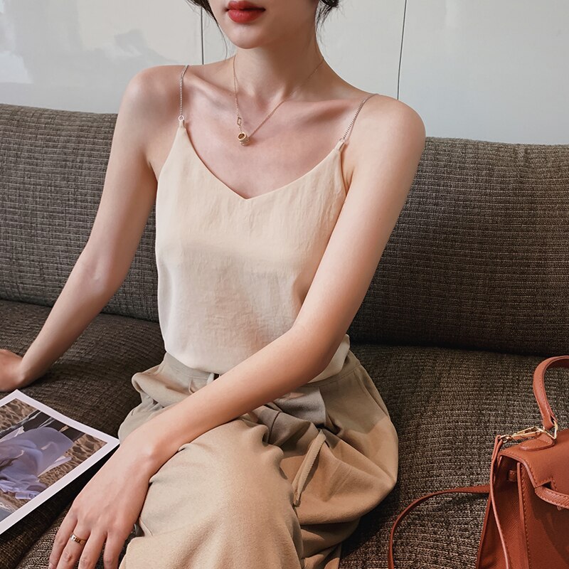 Camisetas sin mangas con tirantes finos y cuello en V para mujer, camisola sedosa de satén sin mangas con cadena de metal, blusa de para mujer: Albaricoque / XL