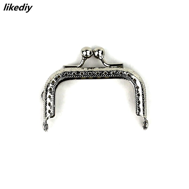 10 stks/partij 6.5 cm Antiek brons/Zilveren Vierkante vorm Embossing Mini tiny metal purse frame DIY Kus sluiting lock zak accessoire: Silver