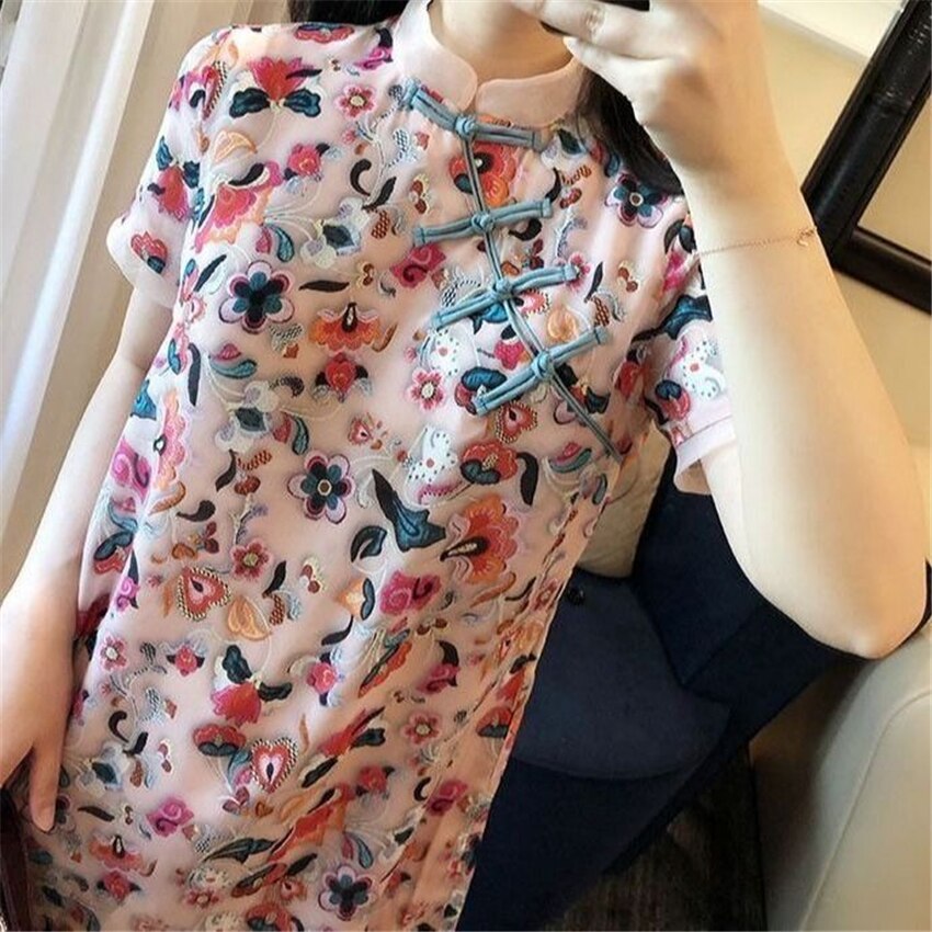 Cinese Tradizionale Cheongsam di Stile Delle Donne dell'annata Floreale Elegante Abito Qipao Collare Del Mandarino chiffon di Seta di proprietà Abito Da Sposa