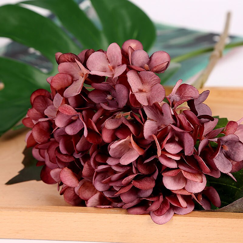 Single high simulation twig hydrangea: Brown