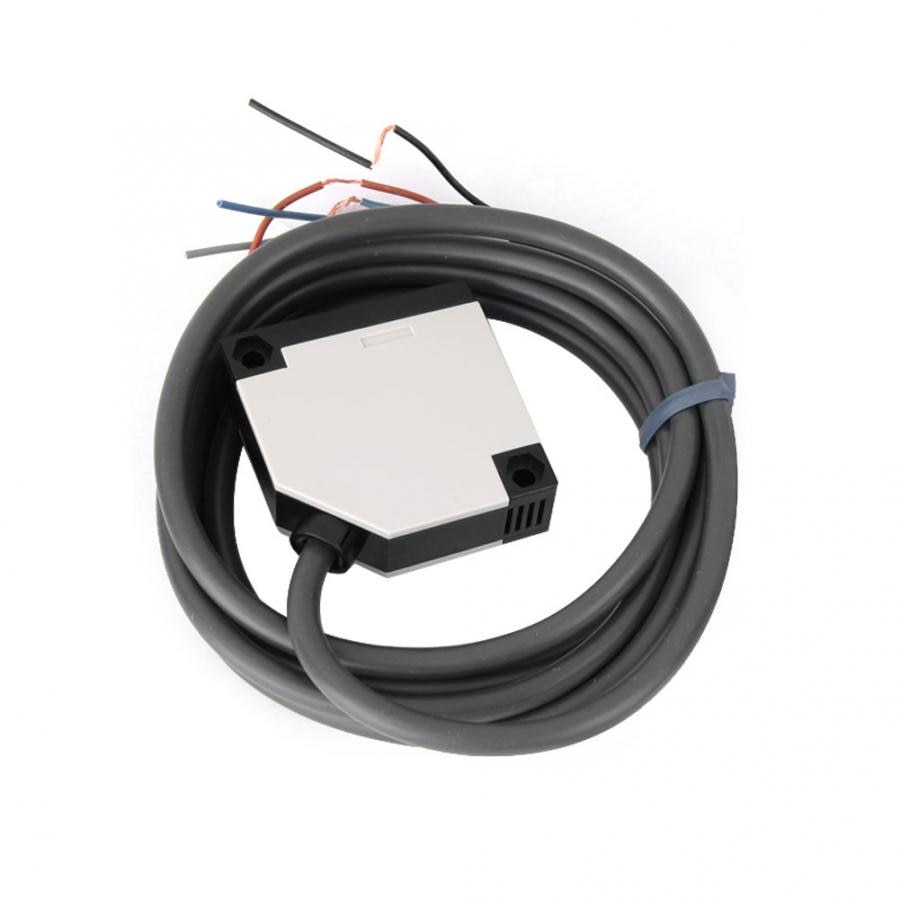 Sensore Fotoelettrico E3JK-R4M1 – Riflessione Speculare 3,5 M, IP65, 90-250VAC