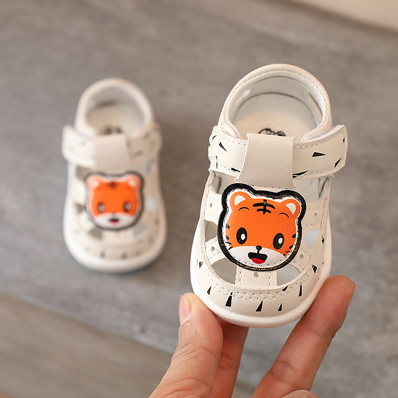 Sandalias para niños pequeños con dibujos animados, zapatos de playa antideslizantes, de cuero suave, para primeros pasos, para verano, SXJ037