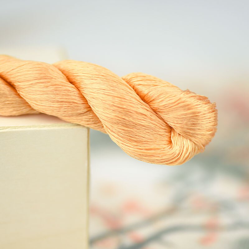 silk embroidery thread / 100% silk thread /hand embroidery embroider cross stitch/Reddish brown/12 gradient colors: 4