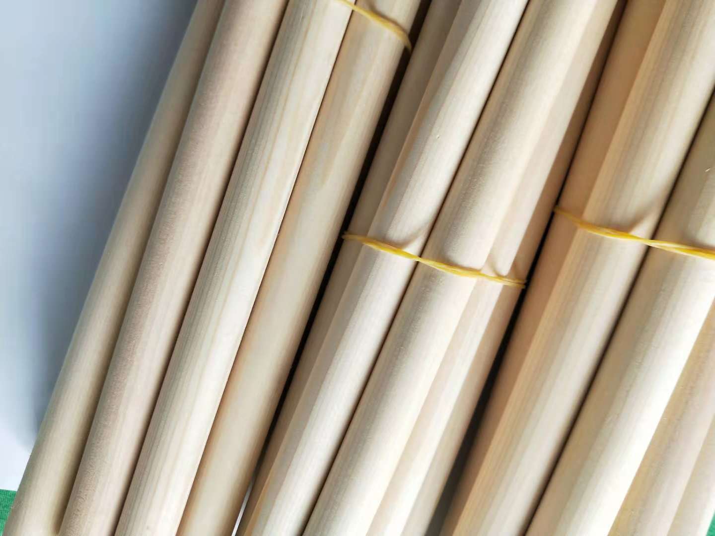 10 PCs VIOLA Sound Post Spruce Viola Post 7mm * 15.5 cm