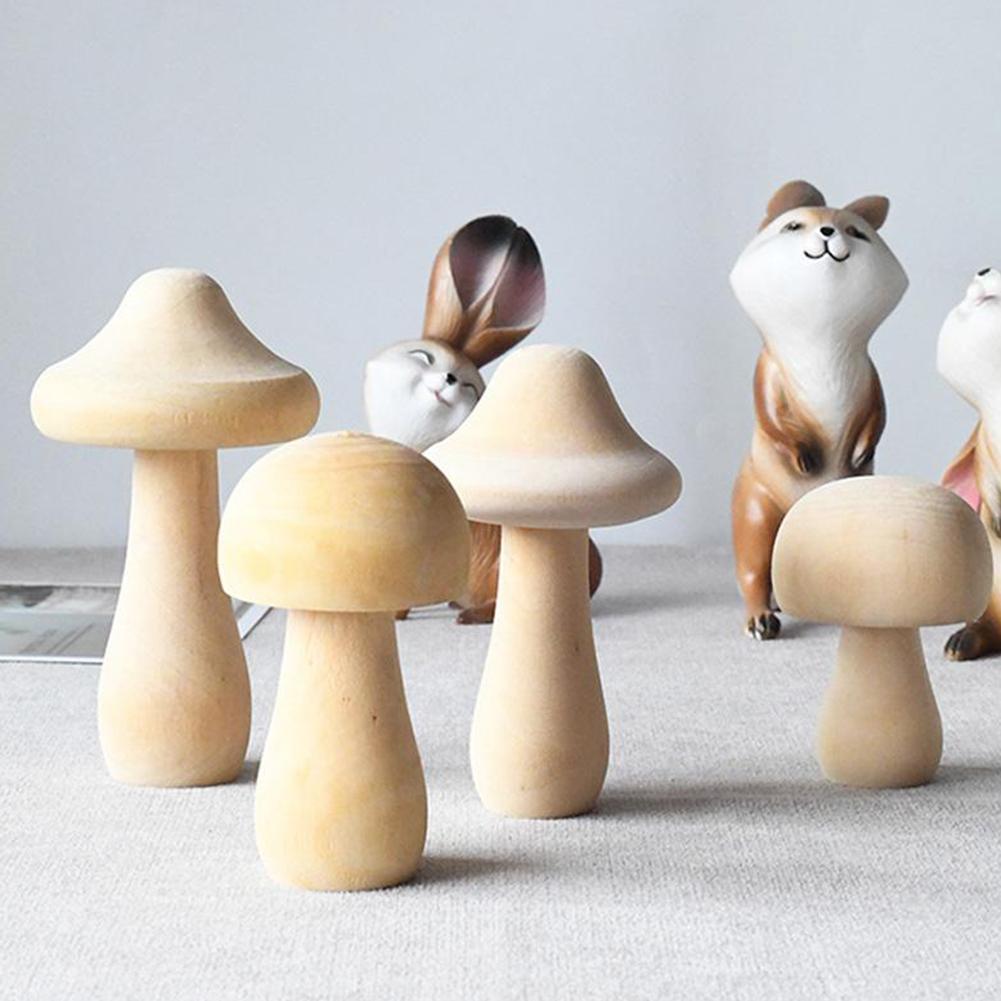 Vind houten paddestoelen op - april 2026