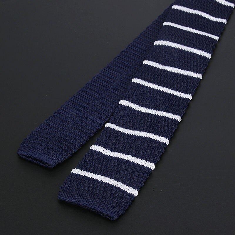 Brand New męska w stylu Vintage, w paski dzianiny krawaty dla człowieka Party moda kolorowe Knitting Tie granatowy czerwony ślub cienki krawat Cravata