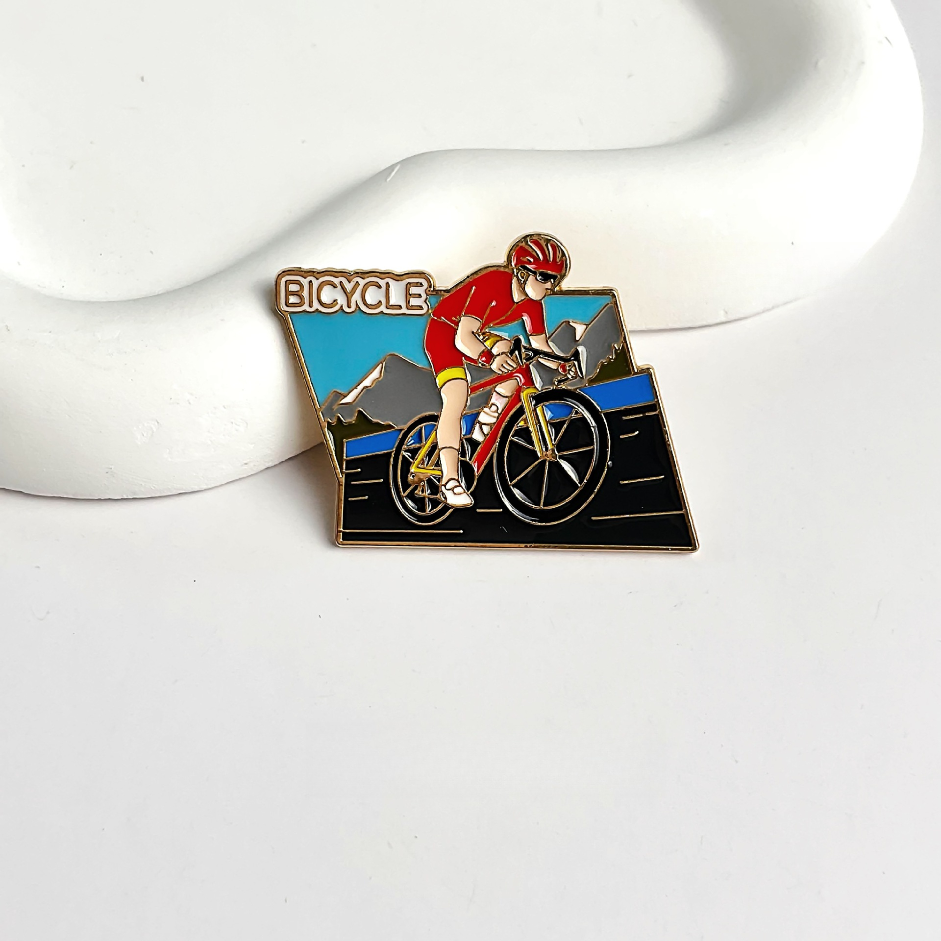 Bransoletka sportowa z plecionego sznurka, modna w 2025 roku, popularna bransoletka z zawieszką rowerem, tenisem, piłką nożną, biżuteria dla przyjaciół, zawodników, prezent.: Czysty złoty