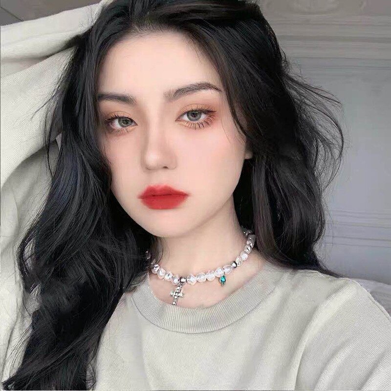 Irregular Pearl Cross Necklace Exquisite Fresh Neck Chain Chokers Female Collarbone Jewlery Charms