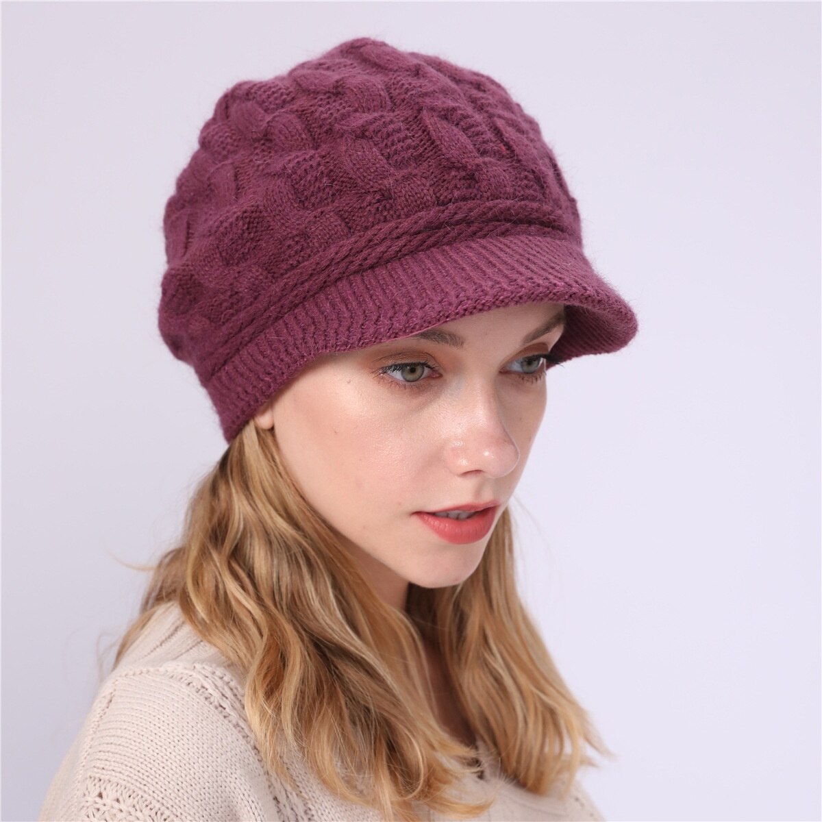 Color sólido más terciopelo lana 8 palabra Twist sombrero Otoño e Invierno de las mujeres de punto Cap: rosered