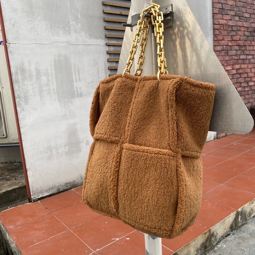 Sac à main en fausse fourrure pour femmes, sangle avec chaîne épaisse, couleur unie, sac à main pour voyage, HP002, hiver,: Camel