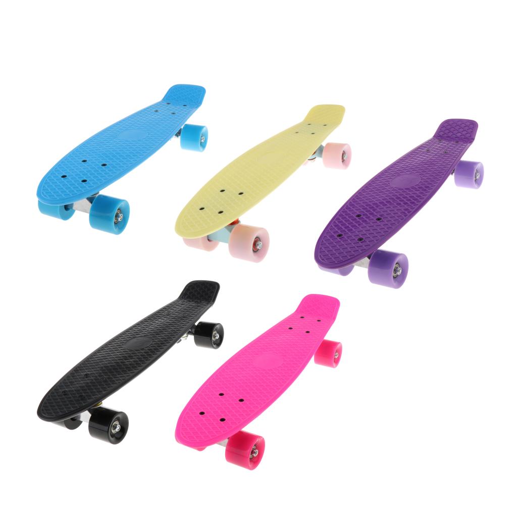 22 pouces enfants complet Skateboard Cruiser garçons filles Mini Skate Board rétro Longboard 200 lb poids de charge maximum avec roues lisses
