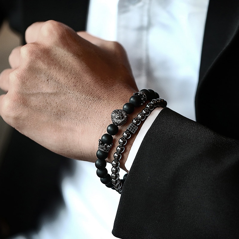 Conjunto de 2 unids/set de pulsera de corona de León para hombre, brazalete clásico de cuentas de piedra de Lava mate, pavé CZ, de joyería