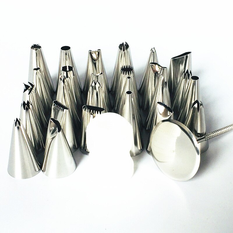 26Pcs Cake Piping Tips Kleine Normale Flower Leaf Cake Nozzles Set + 1 Pc Koppeling + 1 Pc Nagels