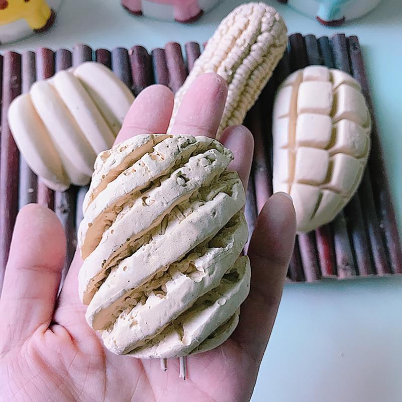 2PCS/Set Hamster Chew Toy Cute Fruits Shaped Hamster Grinding Stone Small Animal Chew Block Hamster Accessories