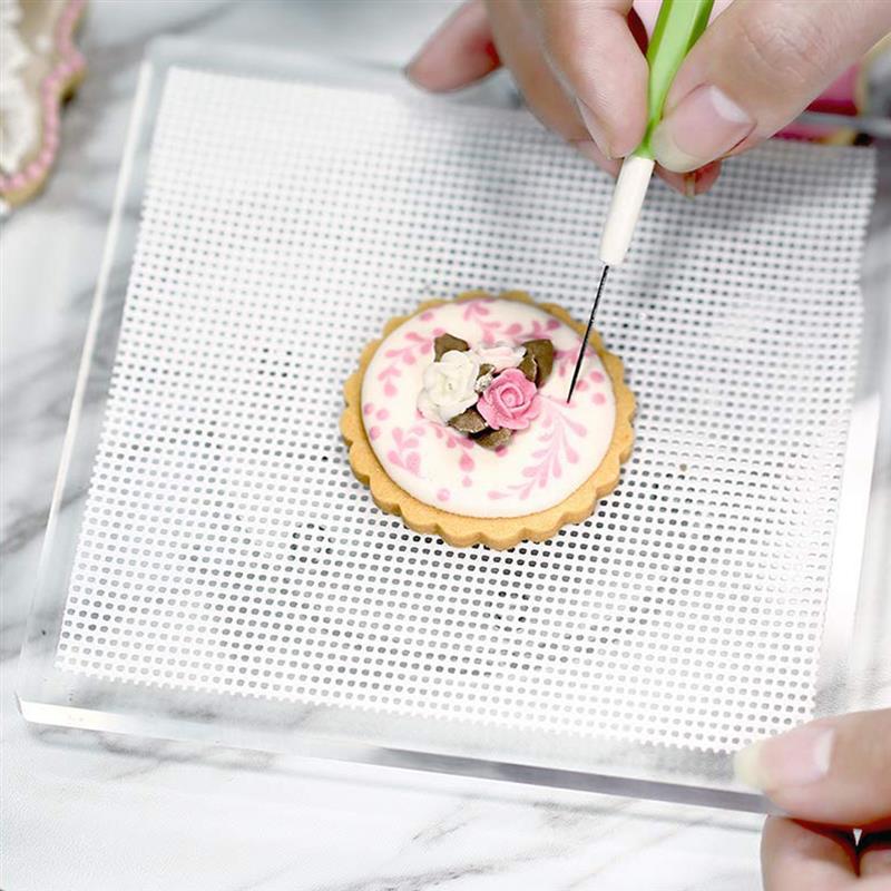Plaque à gâteau en métal, plateau tournant, support à gâteau rond antidérapant, décoration rotative avec 6 aiguilles de traçage, outils de cuisson à faire soi-même