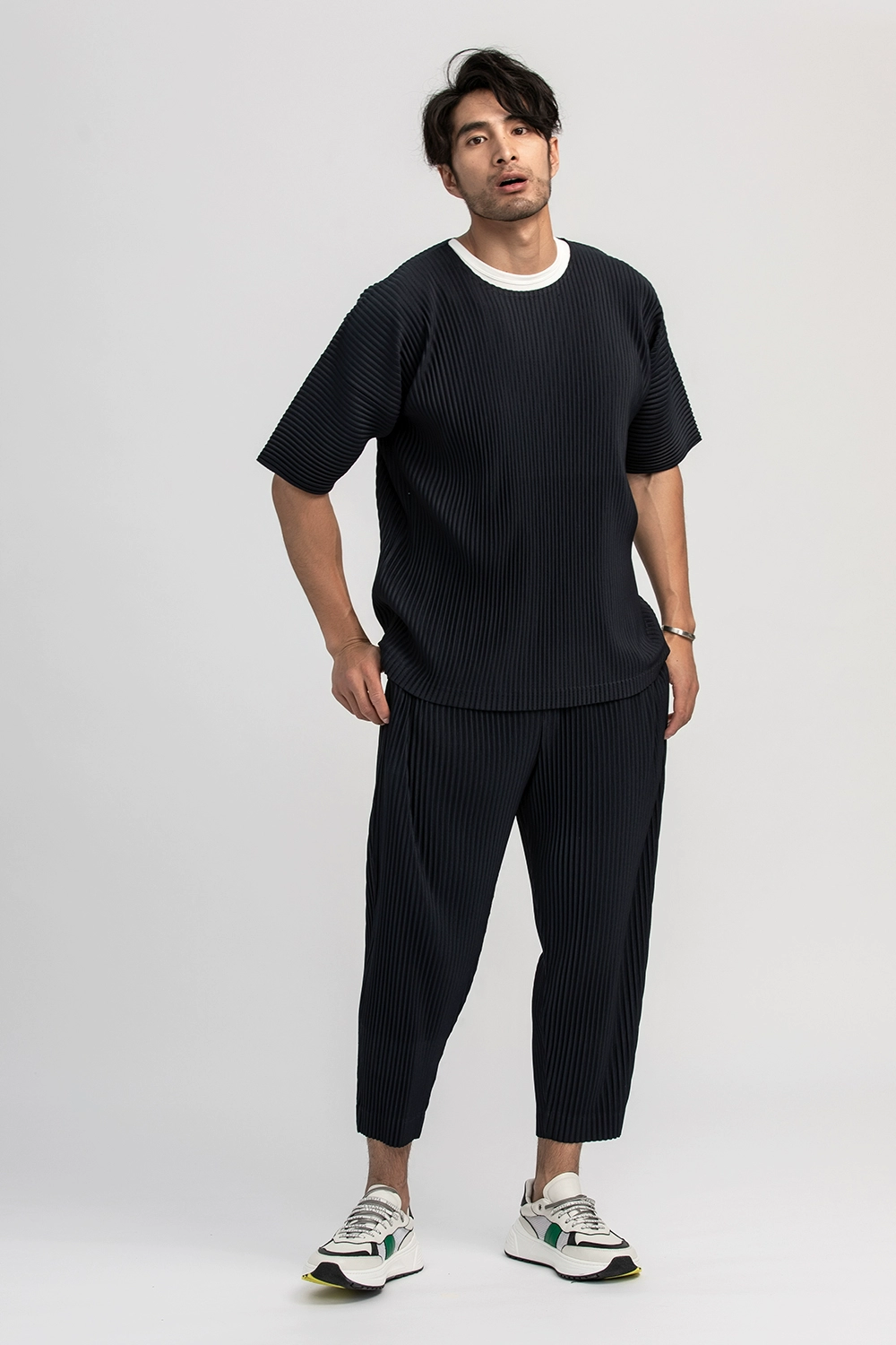 Miyake Plissee Hosen Solide Konische Hosen Bleistift Hosen Vier-saison Casual Böden Japanischen Streetwear Miyake Männer