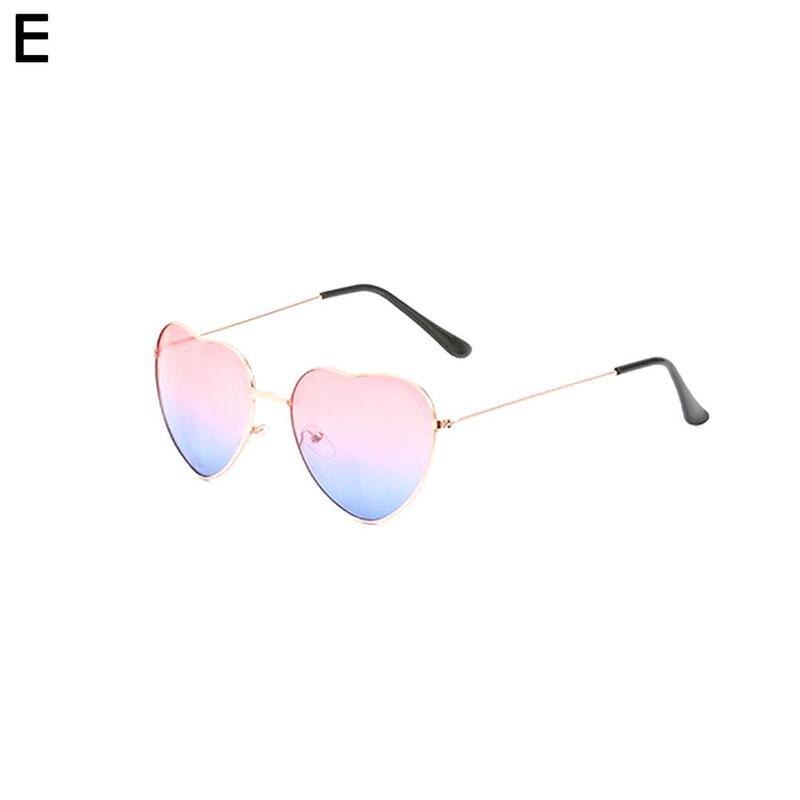 Gafas de sol Retro de Metal con forma de corazón para mujer, bonitas gafas de sol sexis con forma de amor, gafas de Vintage, accesorios de a la Gradien: E