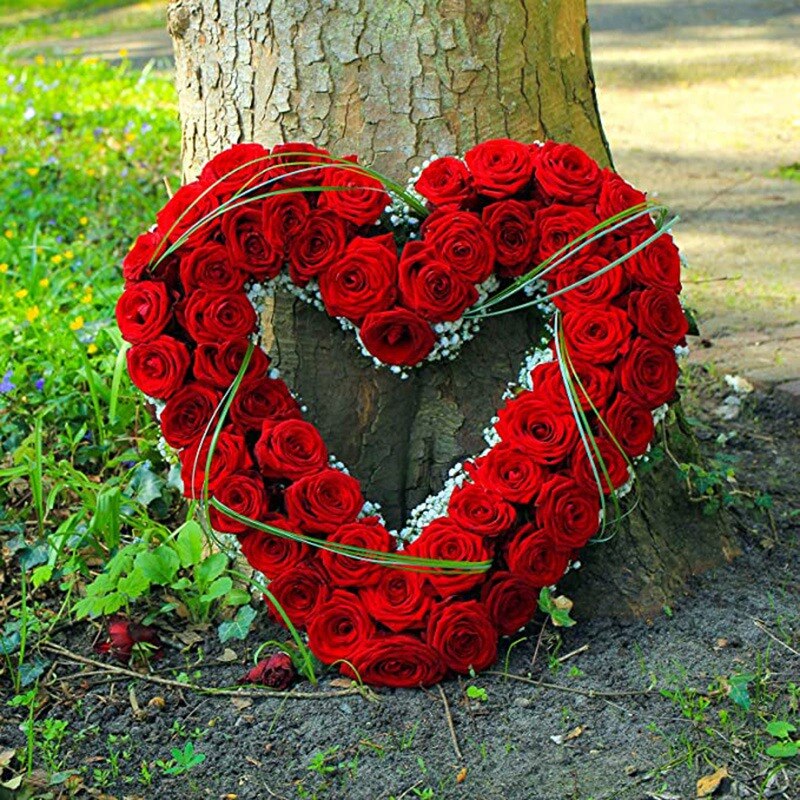 3 Pack Heart Metal Wreath 12 Inch Heart-Shaped Wire Wreath Frame for Home Wedding Valentine's Day DIY Crafts