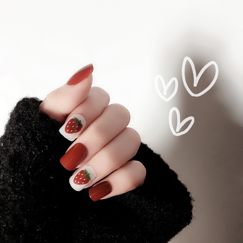 Leuke Aardbei Rode Korte Nep Nagels Met Ontwerpen Voor Vrouwen Meisjes Afneembare Kunstmatige Kunstnagels Zoete Volledige Nail Tips: Default Title