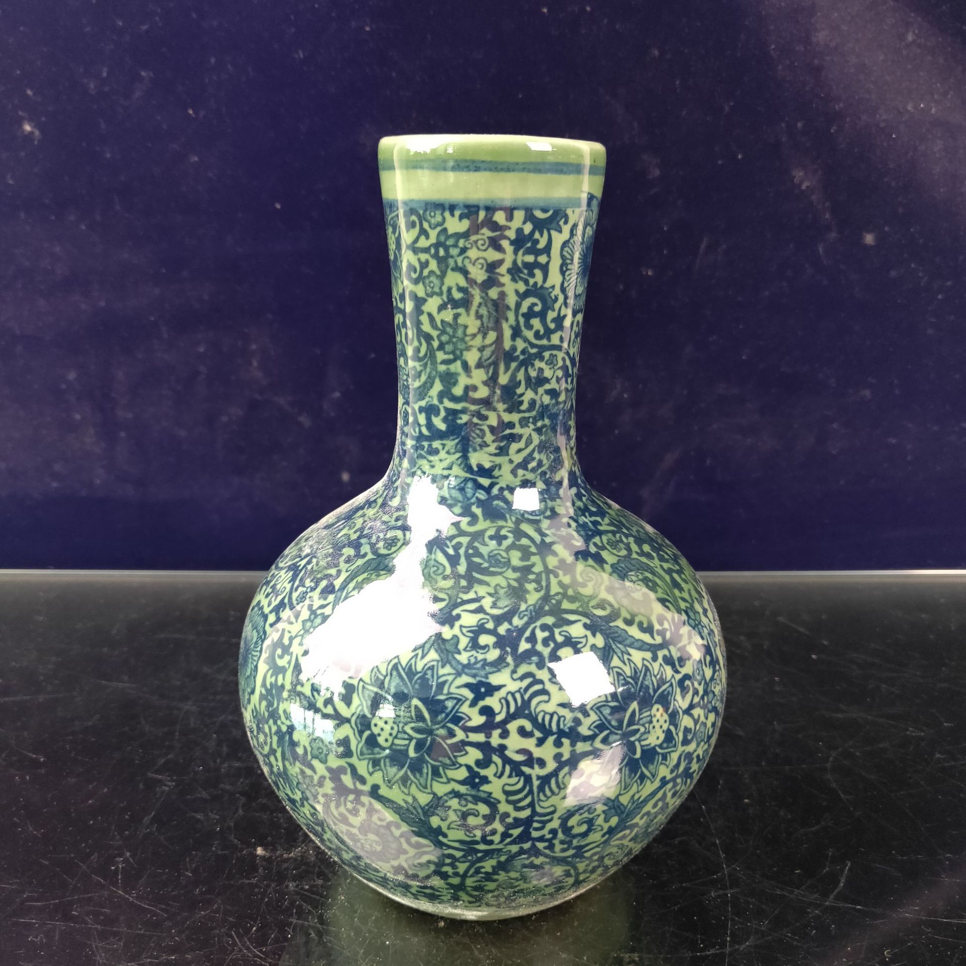 Chinese Blue and White Flower Porcelain Pot Vase Ornement: 2