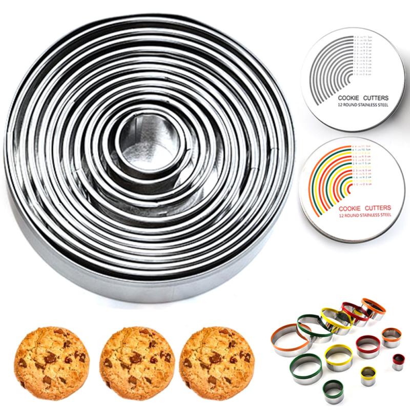 Lot de 12 emporte-pièce rond emporte-pièce cercle Biscuits découpeurs avec rangement étain pour pâte pâtisserie beignet Fondant plastique pâtisserie gâteau