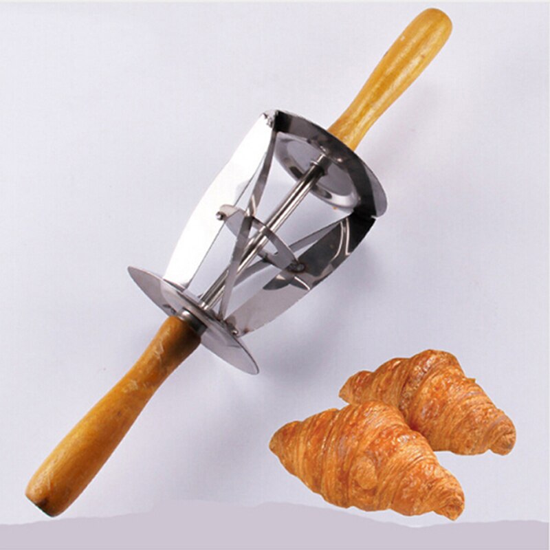 Rvs Rolling Deeg Cutter voor Maken Croissant Met Houten Handvat Rolling Mes Voor Croissant Brood PC890364