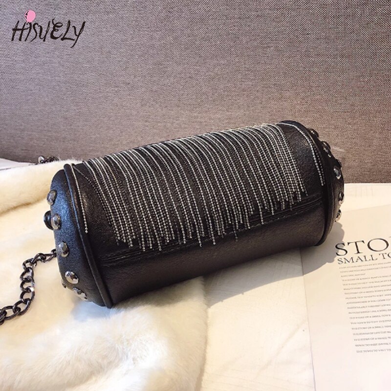 Black Chains Schoudertassen Voor Vrouwen Mode 2022 Luxe Handtassen Kleine Klinknagel Kwastje Crossbody Tas Bolsos Mujer