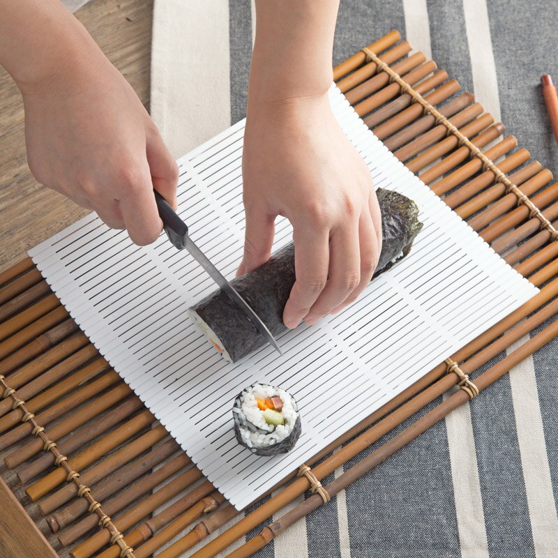 Sushi Roller Diy Sushi Rollen Mat Nori Sushi Maker Onigiri Rice Roller Kip Roll Hand Maker Japanse Sushi Keuken Gereedschap