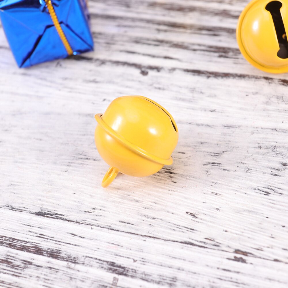 50 Stuks 22Mm Gekleurde Geschilderd Jingle Bells Metal Ronde Mini Bells Sieraden Ornamenten Kerst Decor Gebruik Hangers Voor Party christm