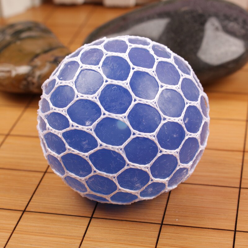1Pc Decompressie Speelgoed Hand Squeeze Release Druk Kristal Druif Rubber Volwassen Werk Kleurrijke Bal Kinderen Creatieve Zachte Speelgoed 6cm: A