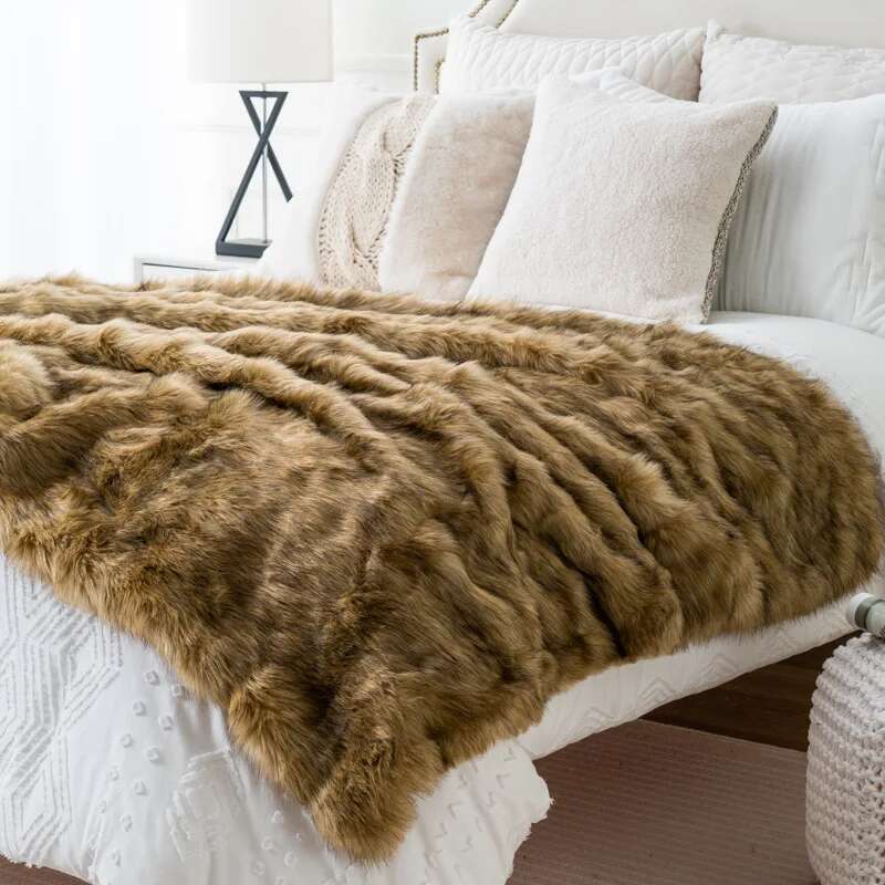 Kunstpels tæppe luksus seng rævepels 127 × 152cm tæpper til senge tern på sofaen betræk dekoration hjem tæpper og plaider: Sort