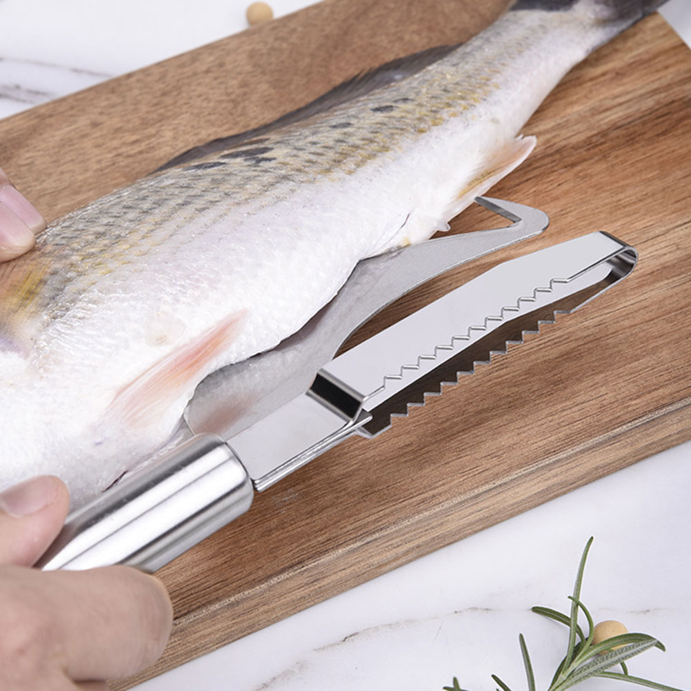 2pcs Convenient Fish Scale Scrapers Fish Cutters Fish Cleaning Gadgets (Silver)