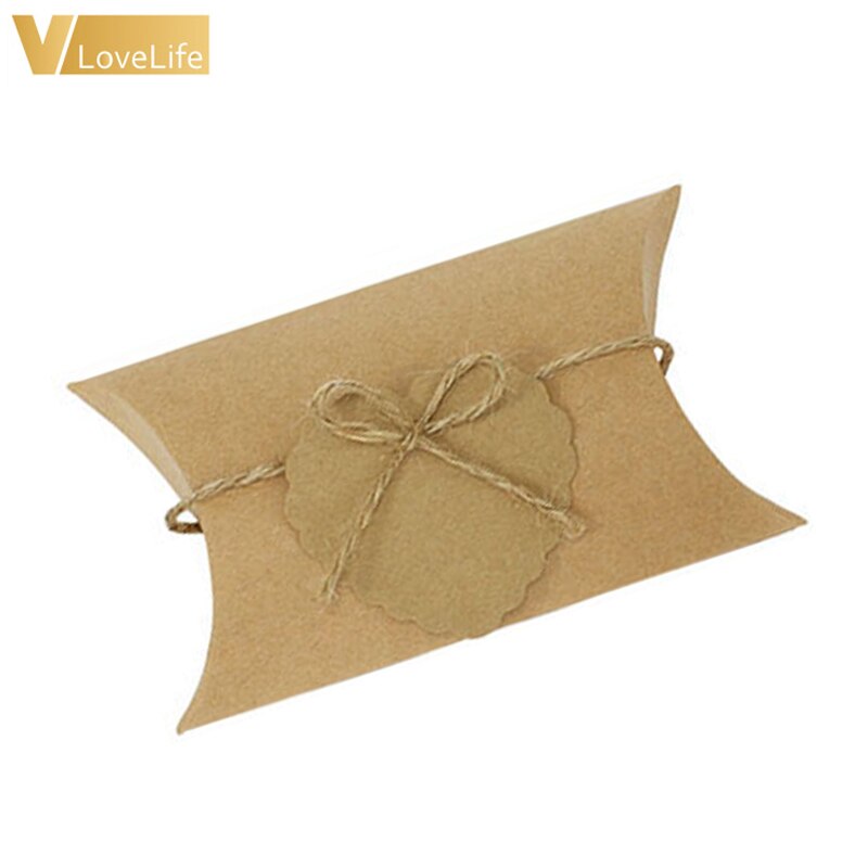 Kussen Wedding Party Favor Papier Box Dozen Snoep Supply Accessoires Gunst Kraftpapier Geschenkdozen 100Pcs: Box with tag B