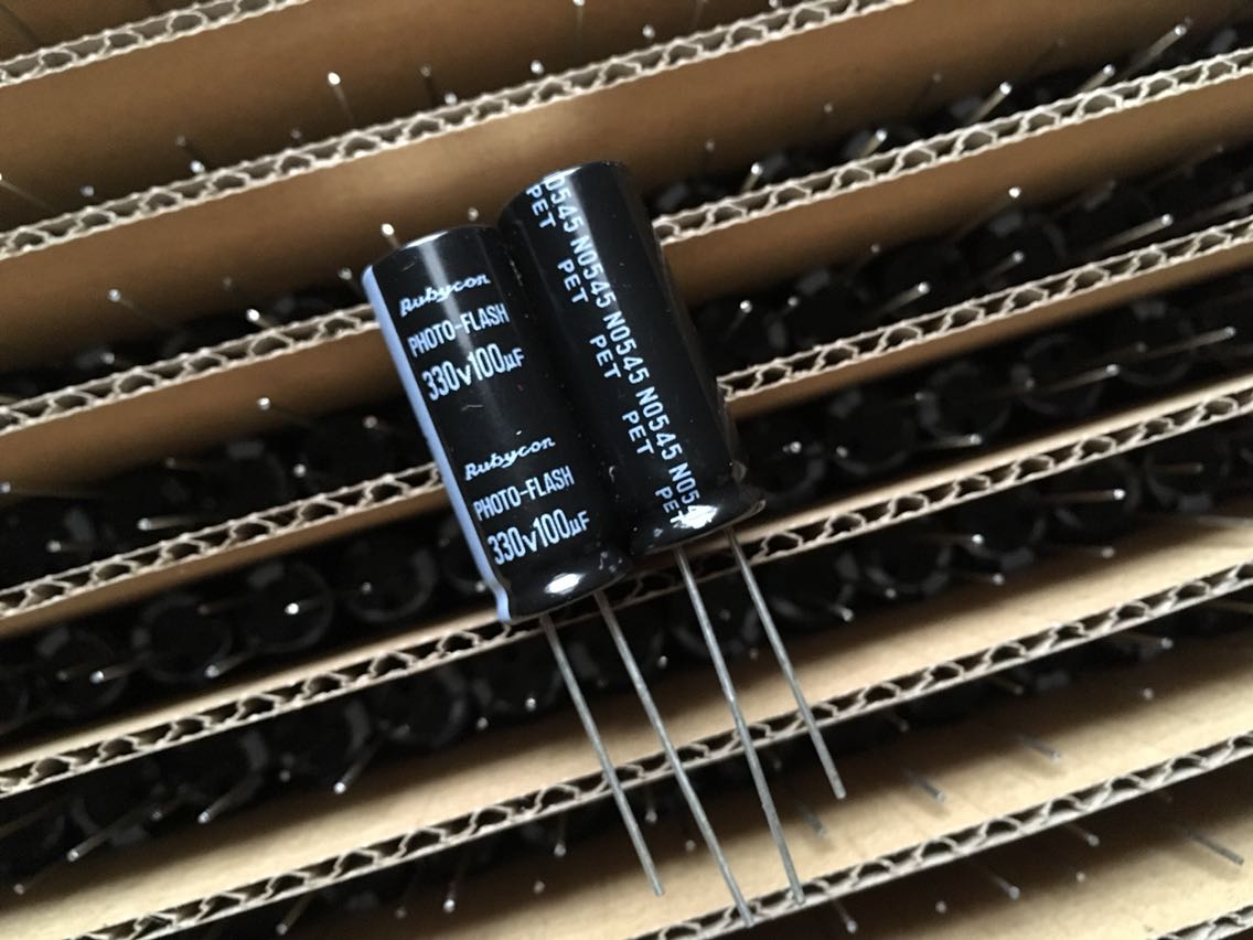 10PCS RUBYCON PHOTO-FLASH 330V100UF 12x31MM Flash Electrolytic Capacitor 100uF/330V FW 330v100uf