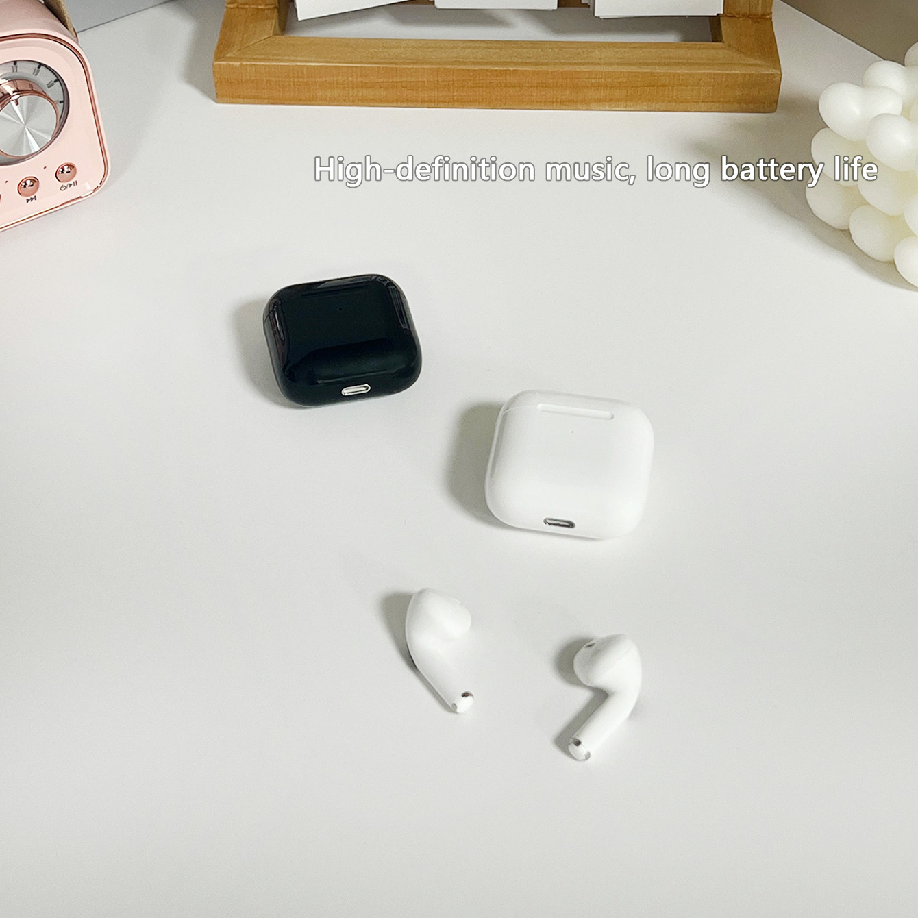 The low-power version Pro4 in-ear wireless Bluetooth headphones are excellent in sound and offer an outstanding stereo e