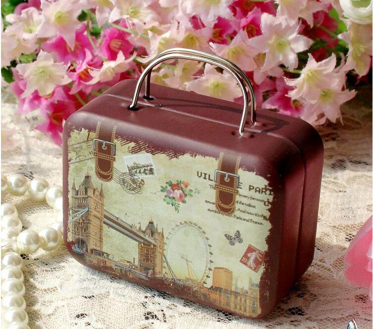 1Pc 7.5*5.5*3.5cm Europe Style Vintage Suitcase Shape Candy Storage Box Wedding Favor Tin Box Sundries Organizer Container: dark red