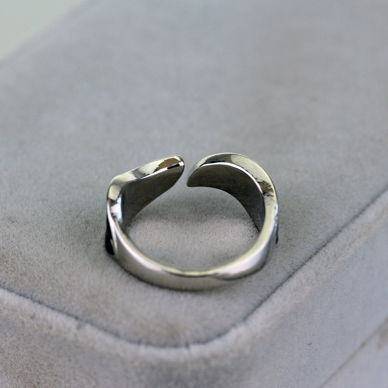 Punk Leaf Metal Enamel Rings Men Women Enamel Elf Leaf jewelry Legolas Lagoon Jewelry Accessories