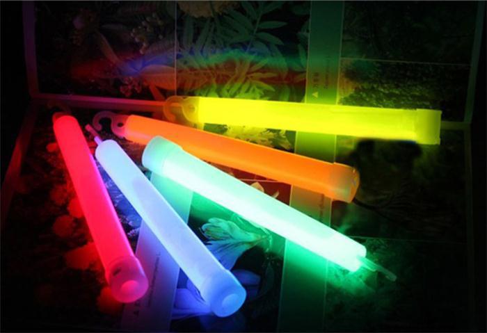 Rave Party Glow Sticks With Hook Light Lanyard Assorted Outdoor Camping Emergency Chemical Fluorescent Light Color Random