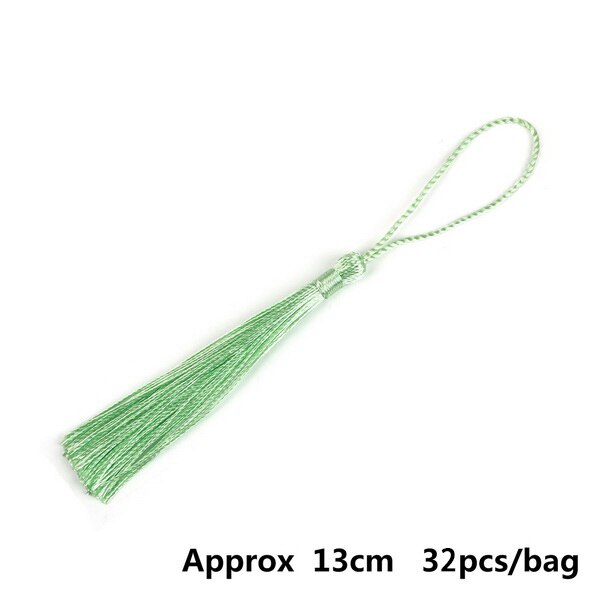 32 st/pack 13cm silkes tofsar fransmix 21 färger plocka tofsar hängande gardiner för att sy plagg heminredning: Ljusgrön