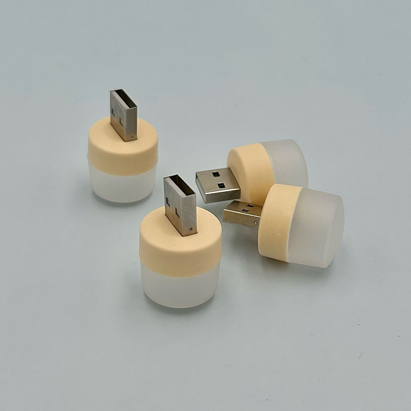 Usb-plugglampe mini nattlys datamaskin mobil strømlading små boklamper ledet øyebeskyttelse firkantet leselys