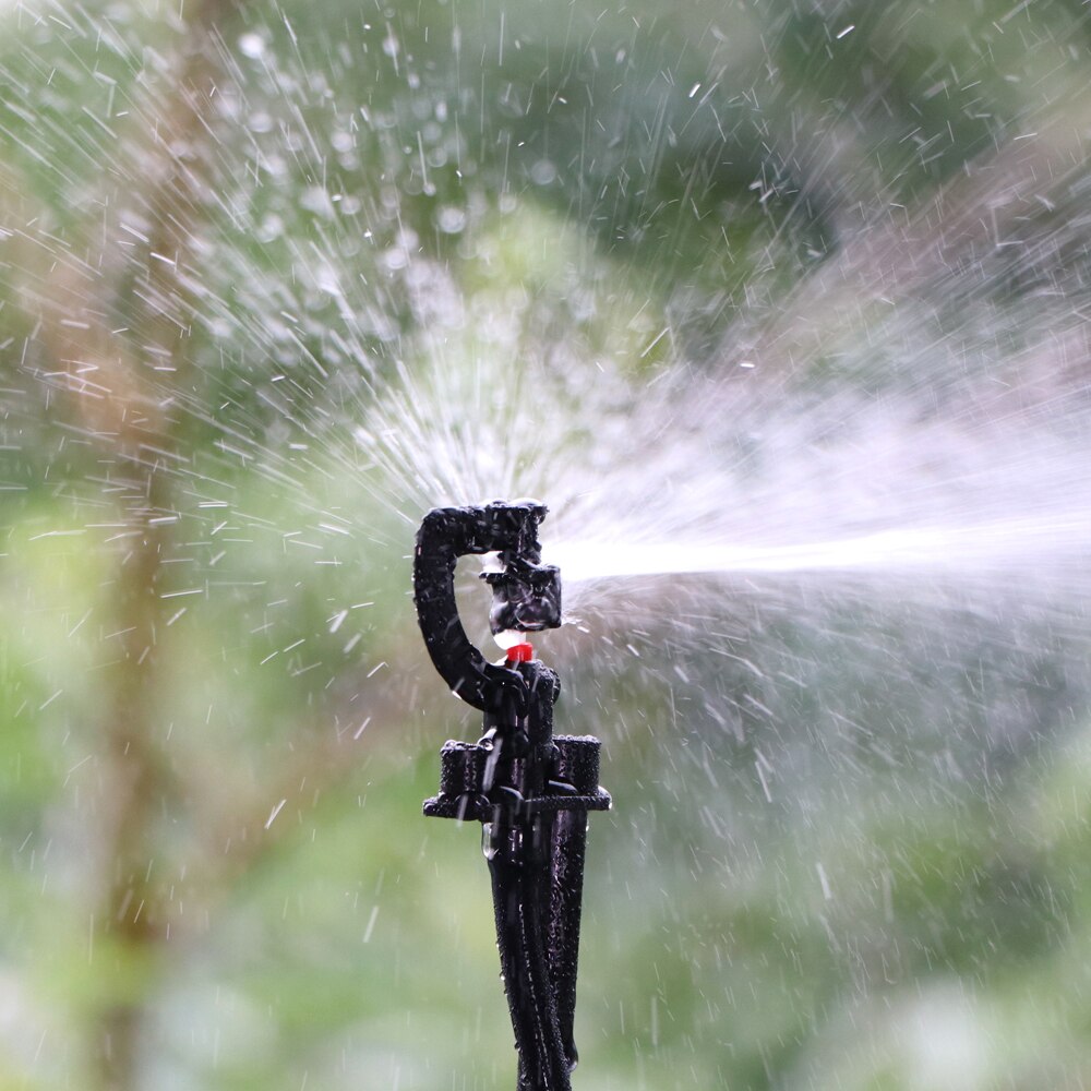 100PCS 90 Degrees Sprinklers Garden Watering Irrigation Nozzle with 1/4&#39;&#39; Barb 6 Types Different Flux G Refraction Spray Heads