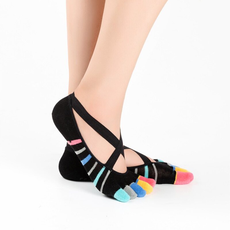 3 Pairs Five Toe Yoga Socks for Women Non-Slip Grips and Cross Straps Sock Anti-Skid Pilates Barre Fitness Sports Socks Slipper: black